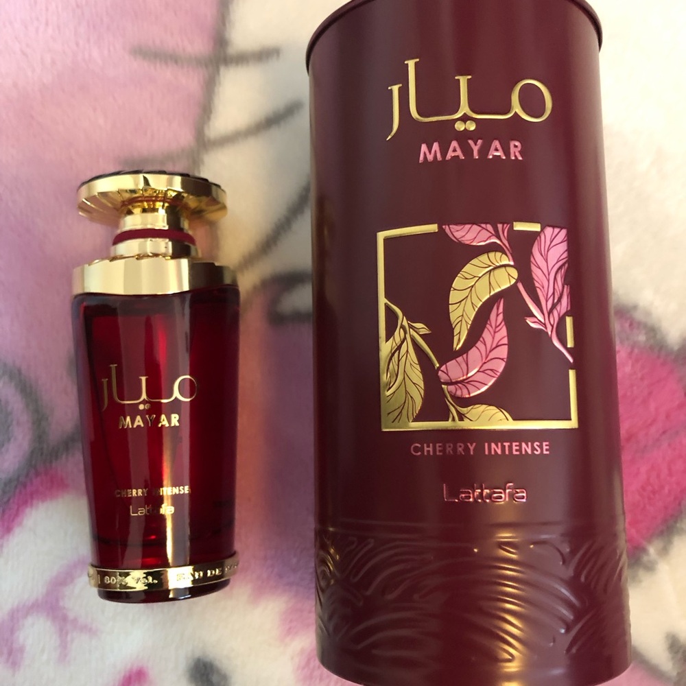 Arab MaYaR CHERRY intense lattafa UAE